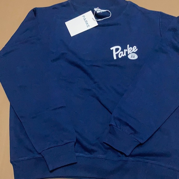Retro Sporty Navy mock neck pullover with Parke 22 logo size small / Medium